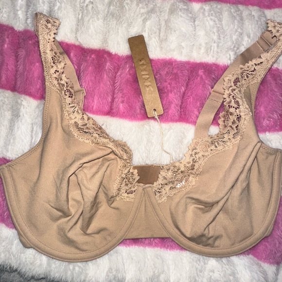 SKIMS Other - Skims Fits Everybody Lace Unlined Full Coverage Bra Clay - NWT 32DD